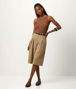 Blusa Básica em Viscose com Gola Redonda