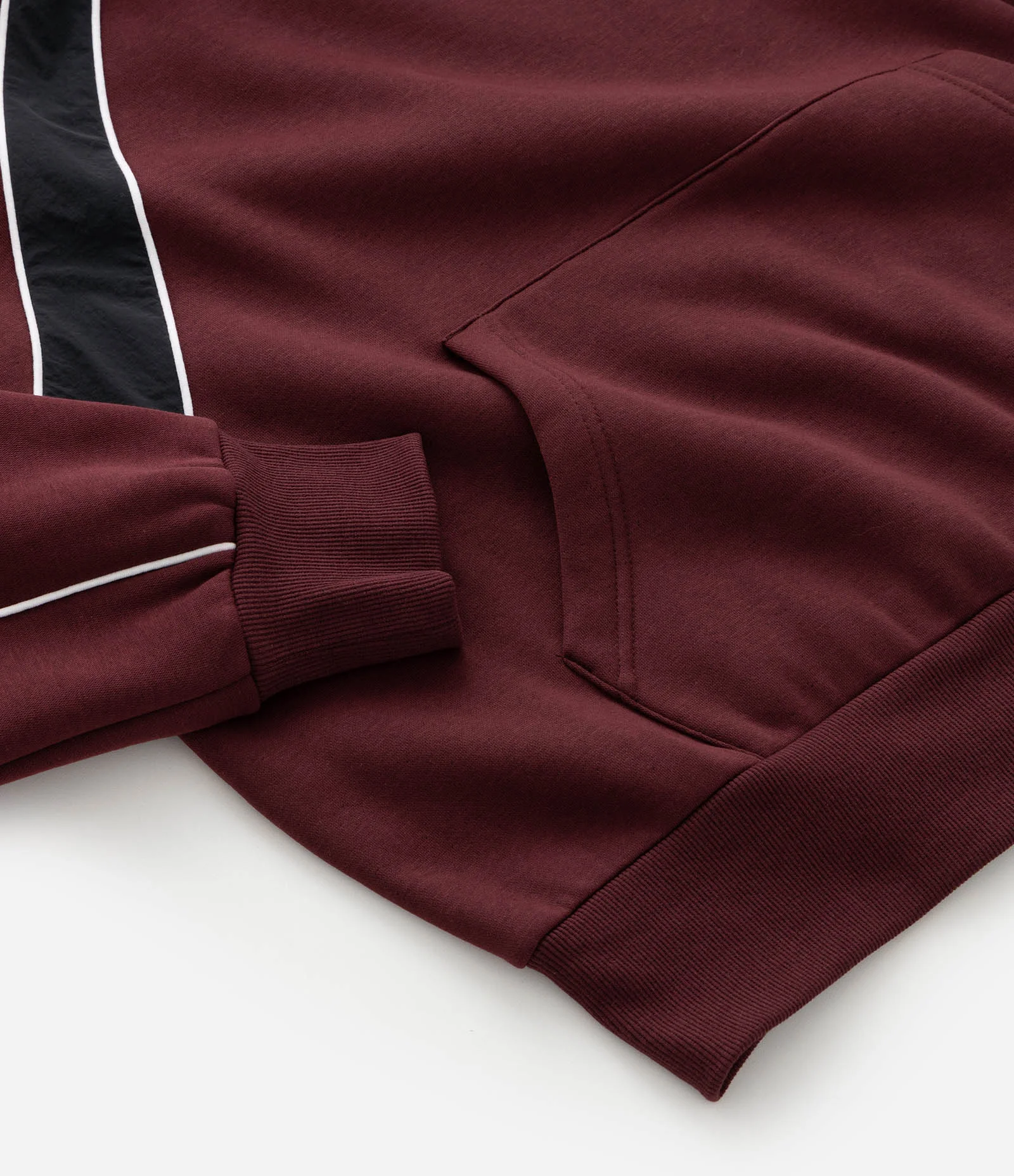 Blusão com Felpa e Recortes e Painéis Vermelho 10