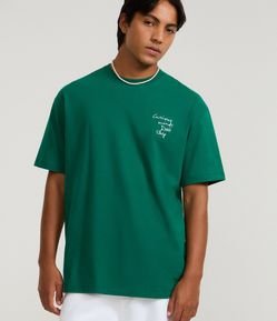 Camiseta Relaxed em Malhão com Estampa Frente e Costas Curious Minds