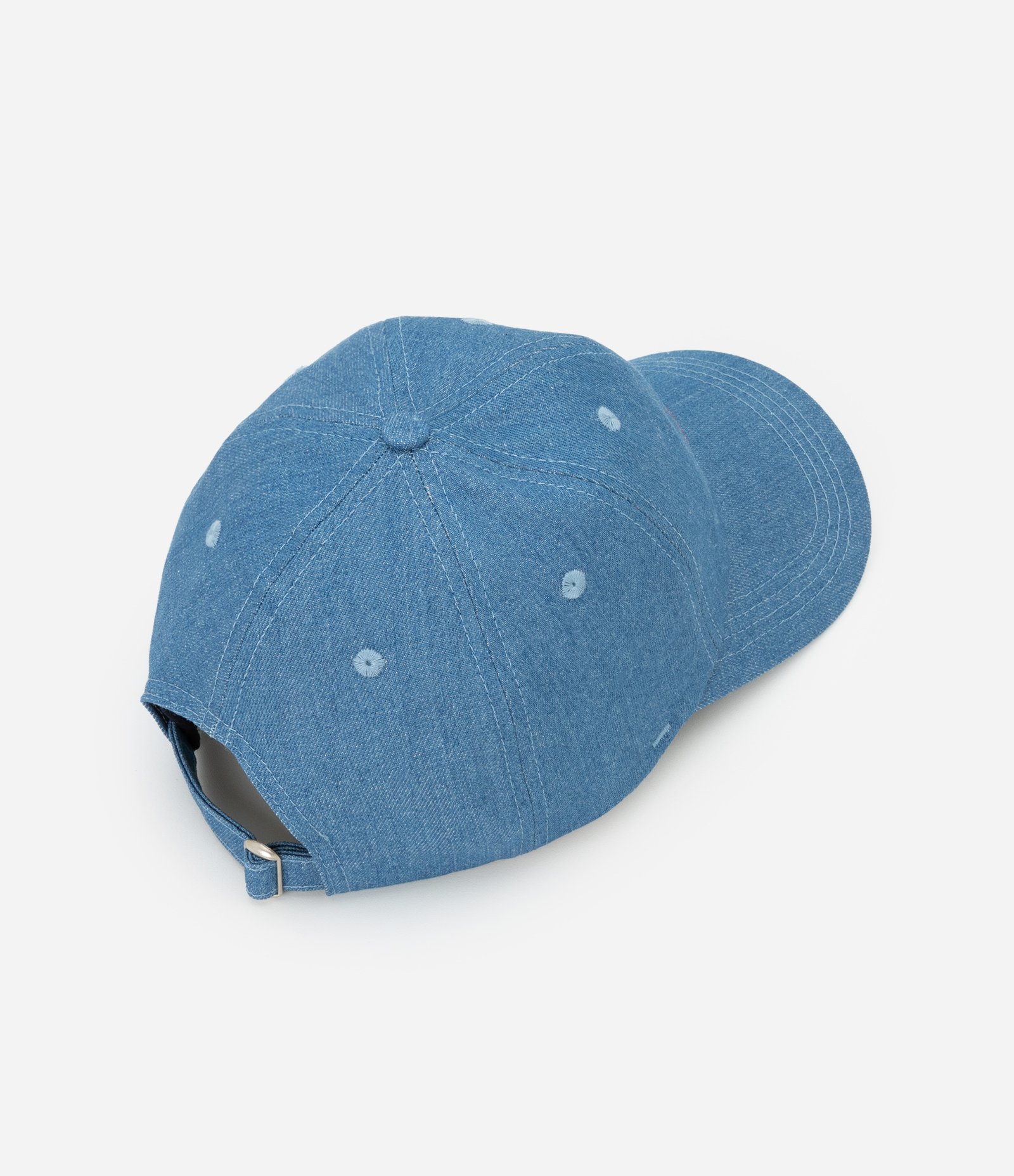 Boné Aba Curva em Jeans com Bordado de Moranguinho Curve & Plus Size Azul 2