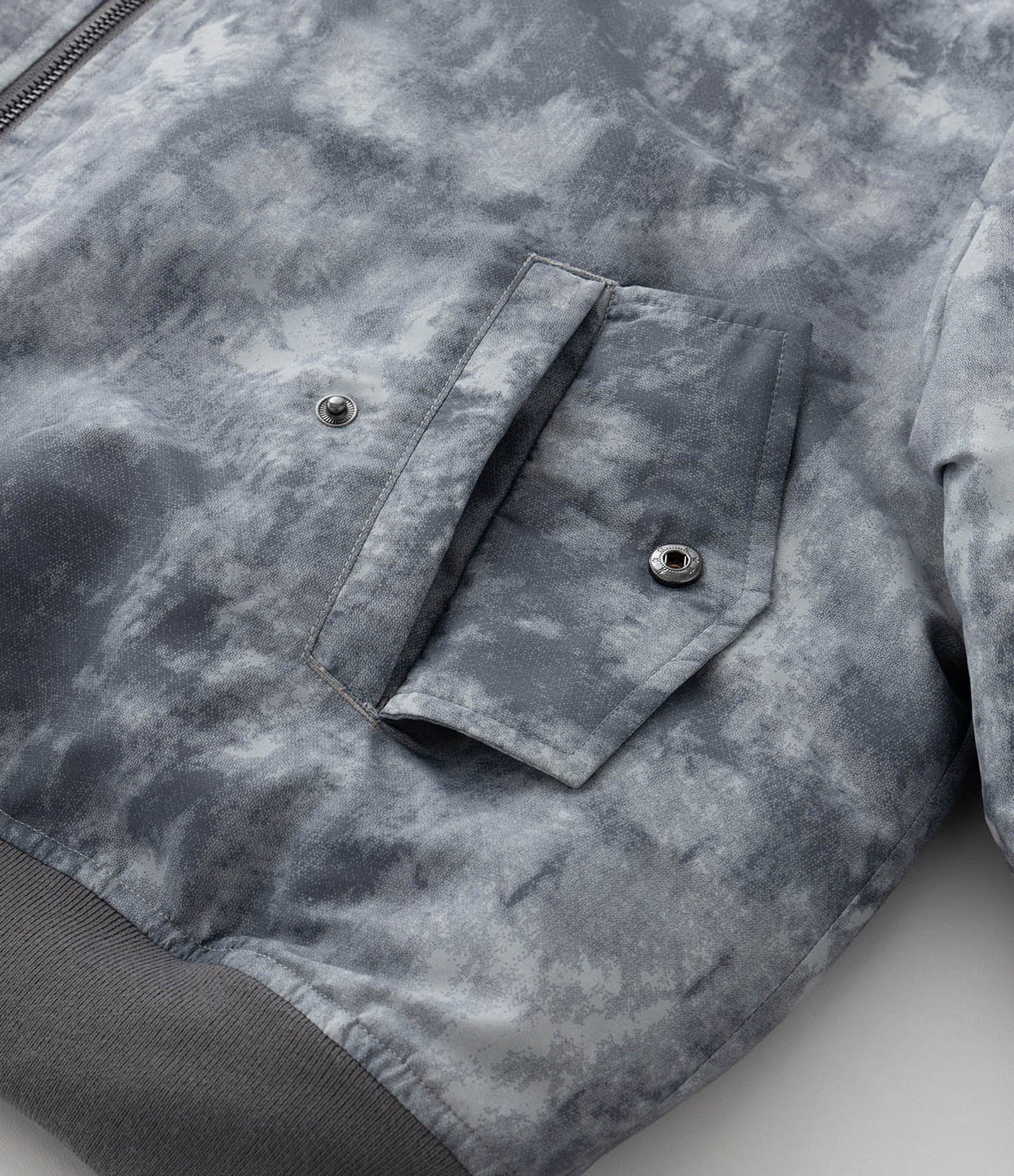 Jaqueta Bomber em Microfibra com Estampa Marmorizado Cinza 9