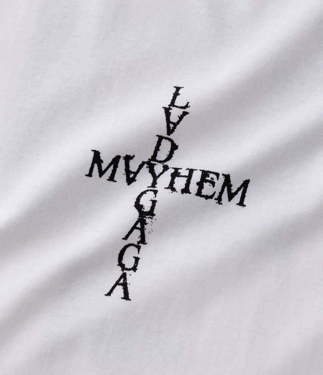 Camiseta Boxy em Algodão com Estampa Lady Gaga Mayhem Branco
