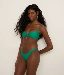 Biquíni Calcinha Asa Delta em Microfibra com Bandeirinha