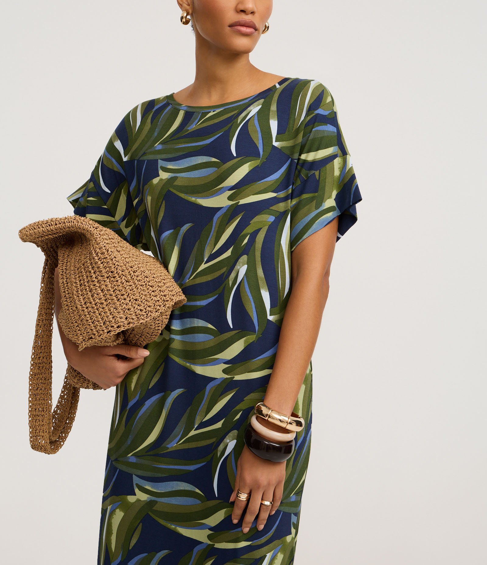 Vestido Reto Midi em Viscolycra com Estampa Folhagem Azul Escuro/Verde 4