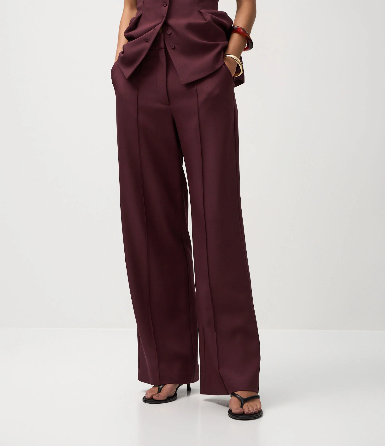 Calça Wide Leg em Alfaiataria com Cós Liso e Pregas Frontais Vermelho 4