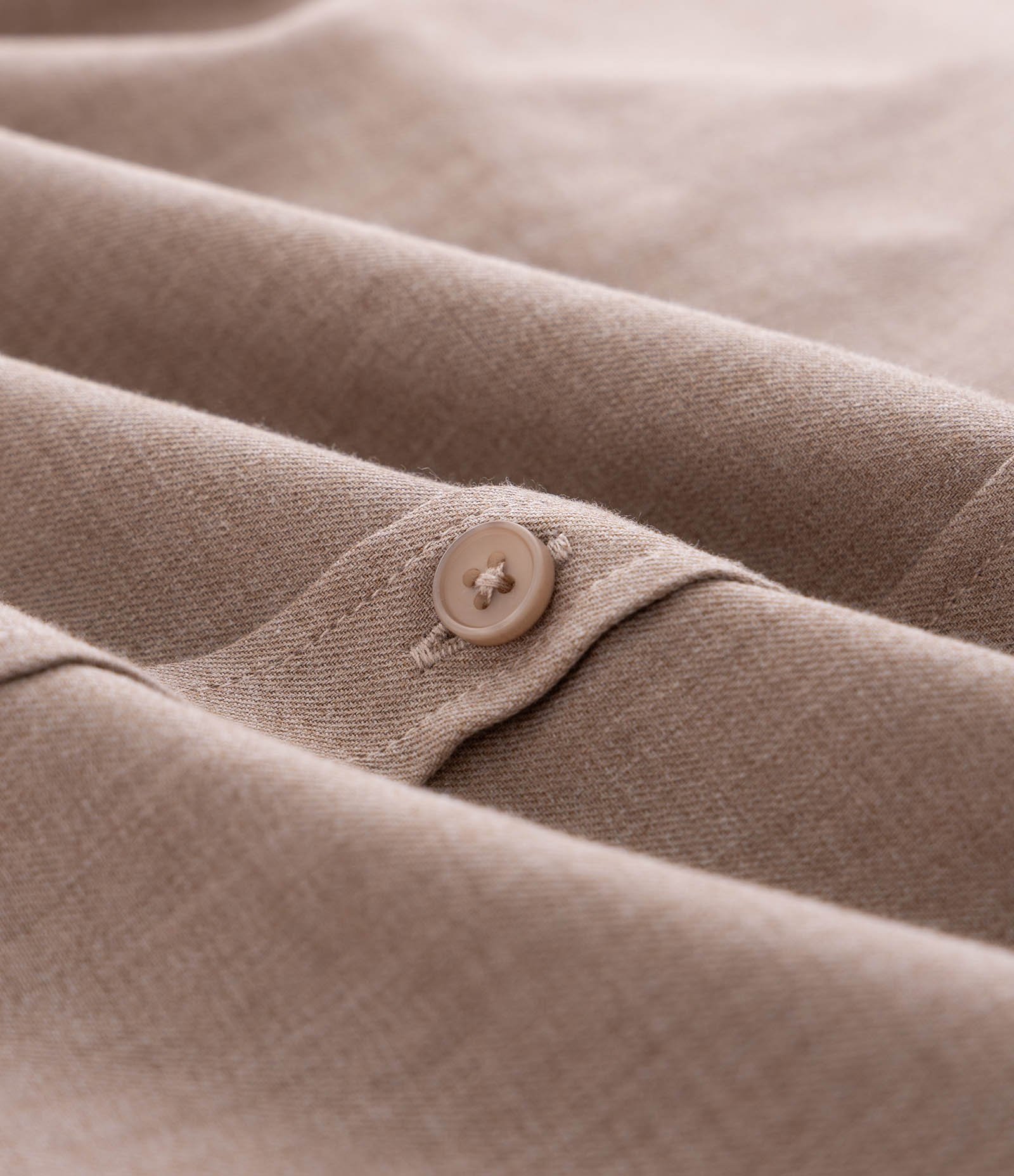 Camisa em Algodão com Botões Frontais e Efeito Mescla Bege 3