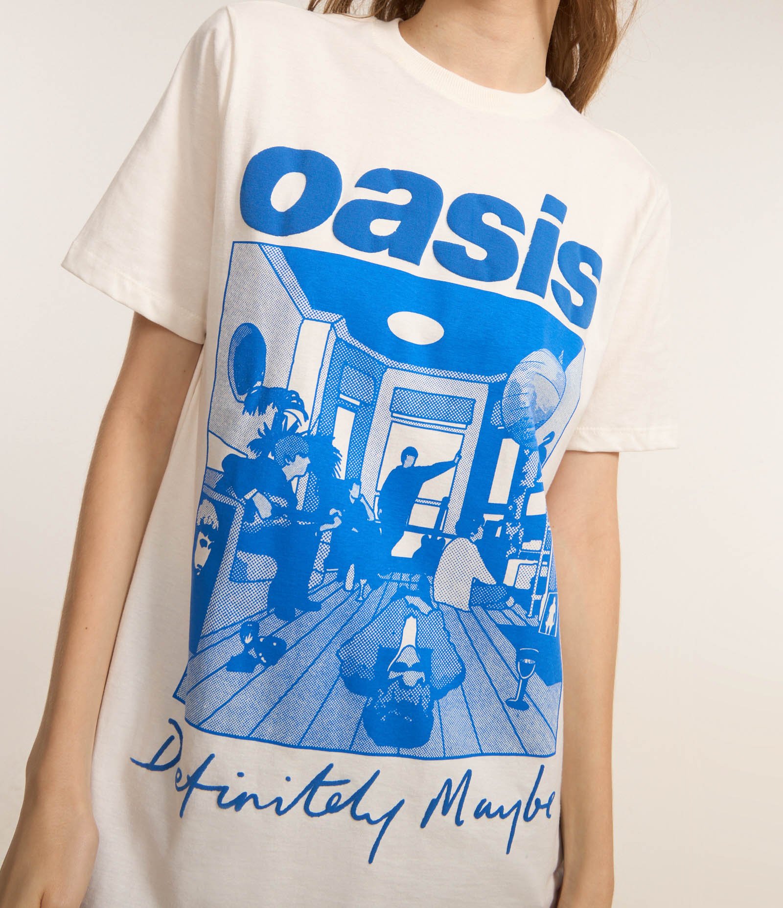 Camiseta T-shirt em Algodão com Estampa Oasis Branco 4