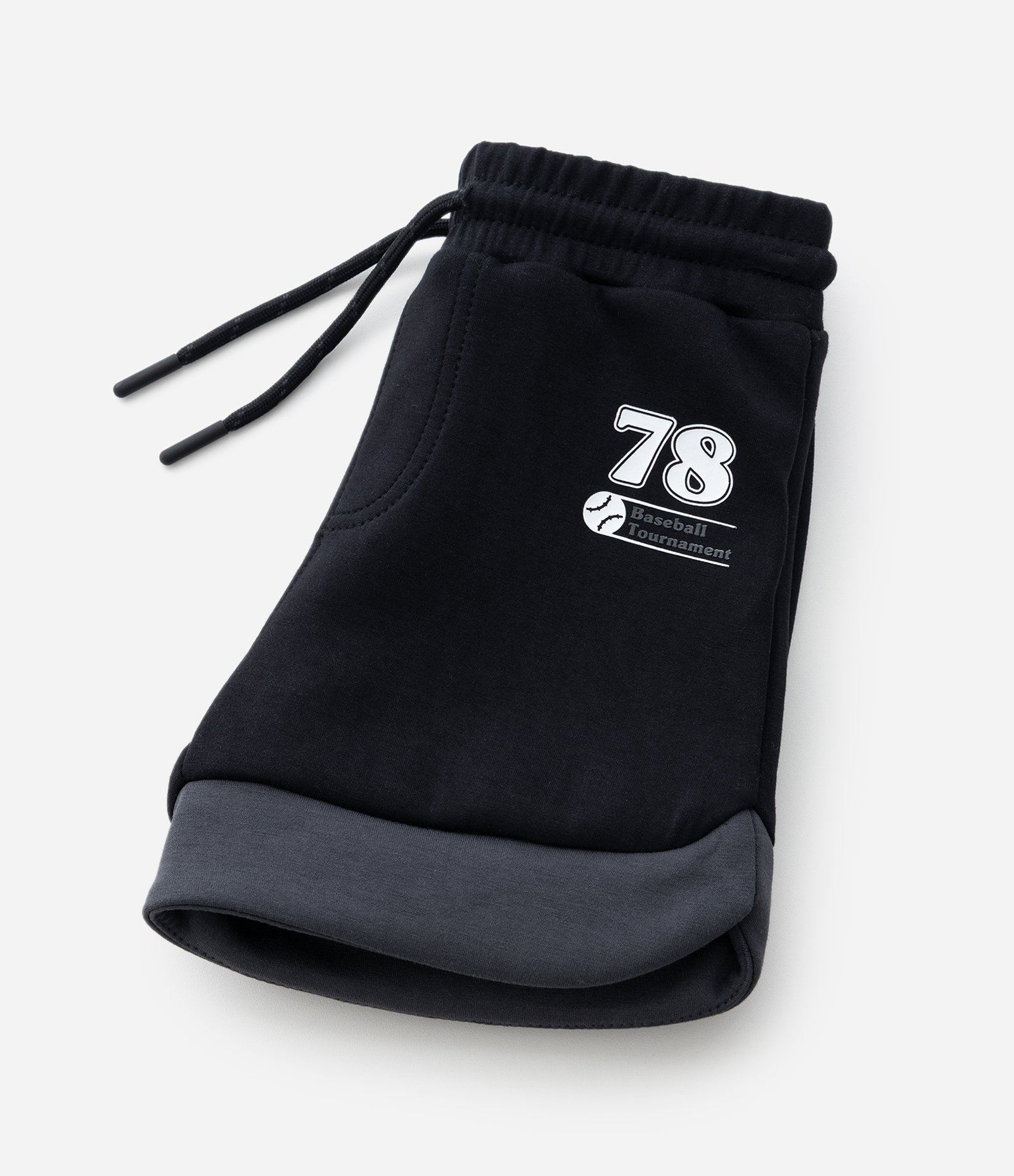 Bermuda Infantil em Moletom Esportiva Com Estampa Tam 1 a 6 Preto 4