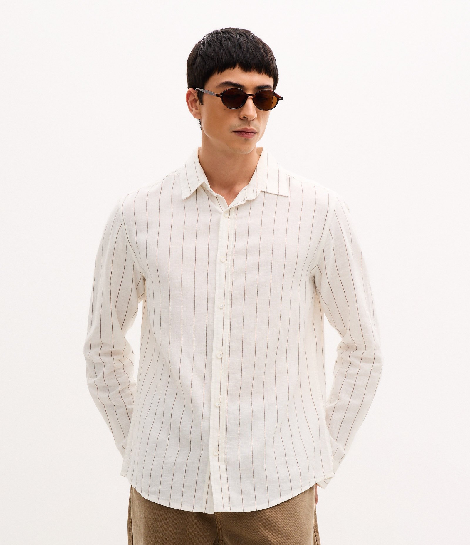 Camisa Regular em Linho com Estampa de Listra Fio Tinto e Texturizada Branco 1