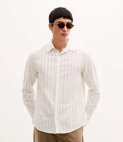 Camisa Regular em Linho com Estampa de Listra Fio Tinto e Texturizada