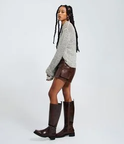 Short Saia em PU com Bolsos