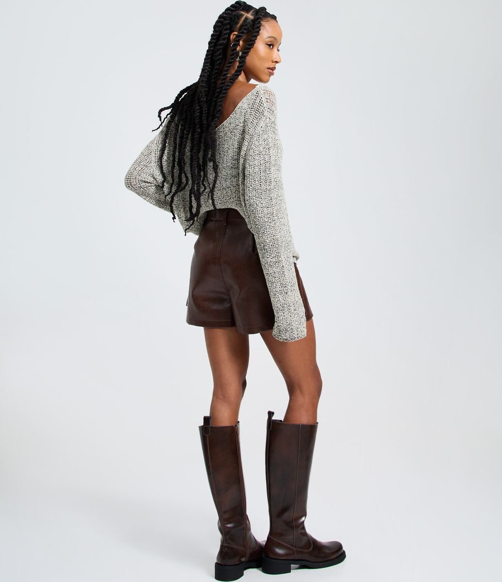 Short Saia em PU com Bolsos Marrom