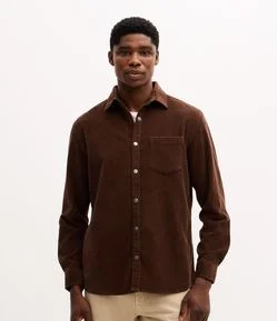 Camisa em Veludo com Bolso no Peito e Abotoamento