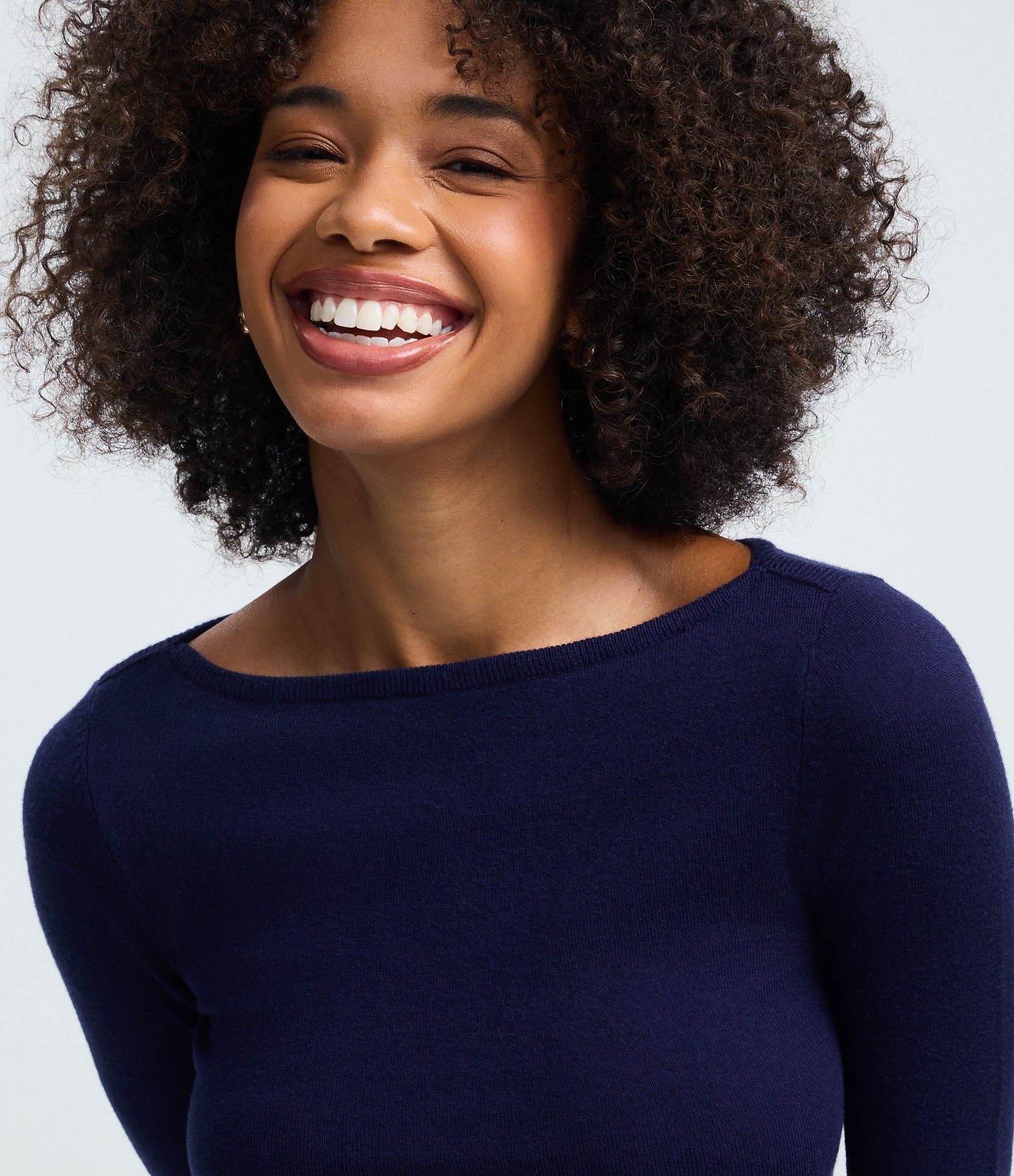 Sueter Tricô em Viscose com Decote Canoa Azul Marinho 3