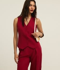 Colete Alfaiataria com Efeito de Sobreposição