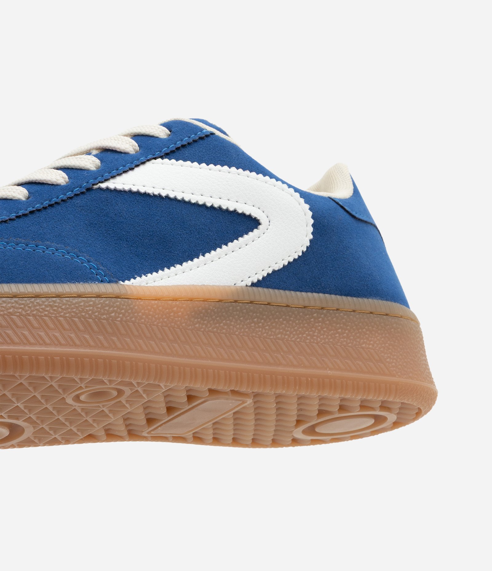 Tênis Chuteira com Efeito Camurça e Recortes Azul 3