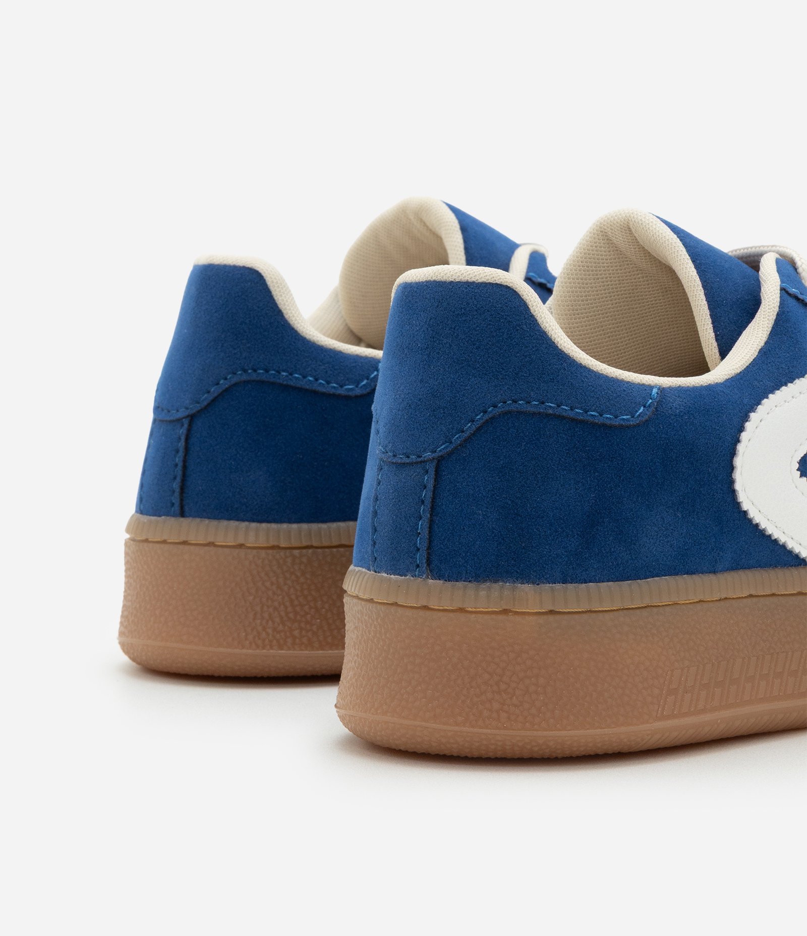 Tênis Chuteira com Efeito Camurça e Recortes Azul 5