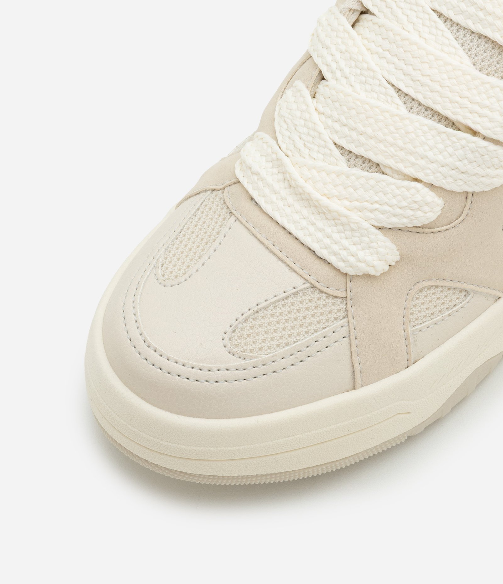 Tênis Casual com Sola Caixa e Cadarço Grosso Off White 4