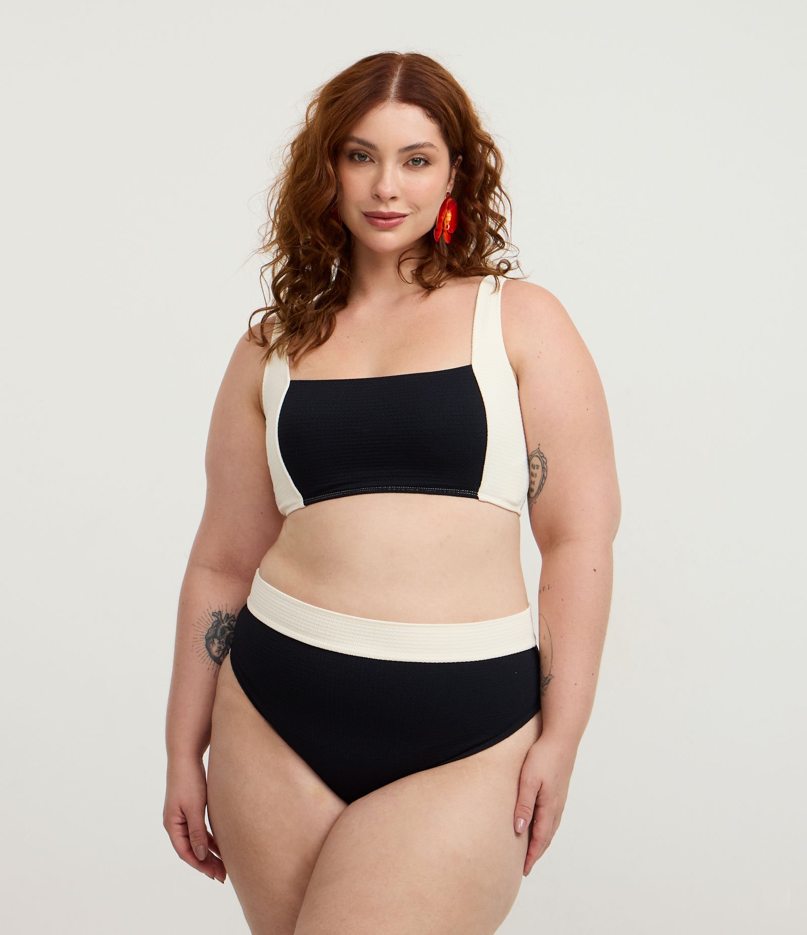 Biquíni Calcinha com Proteção UV e Faixa na Cintura Curve & Plus Size Preto 1