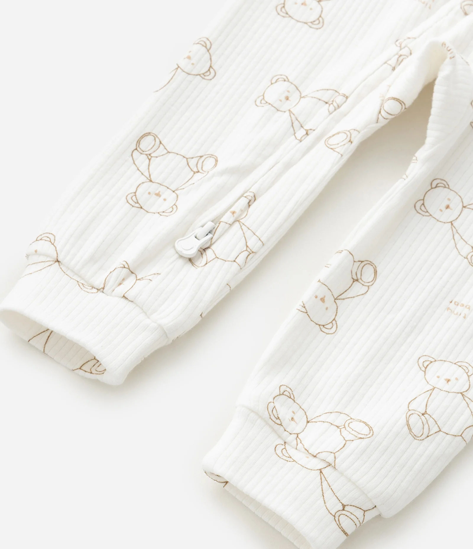 Macacão Infantil Canelado com Estampa de Ursinhos – Tam RN a 24 Meses Branco 7