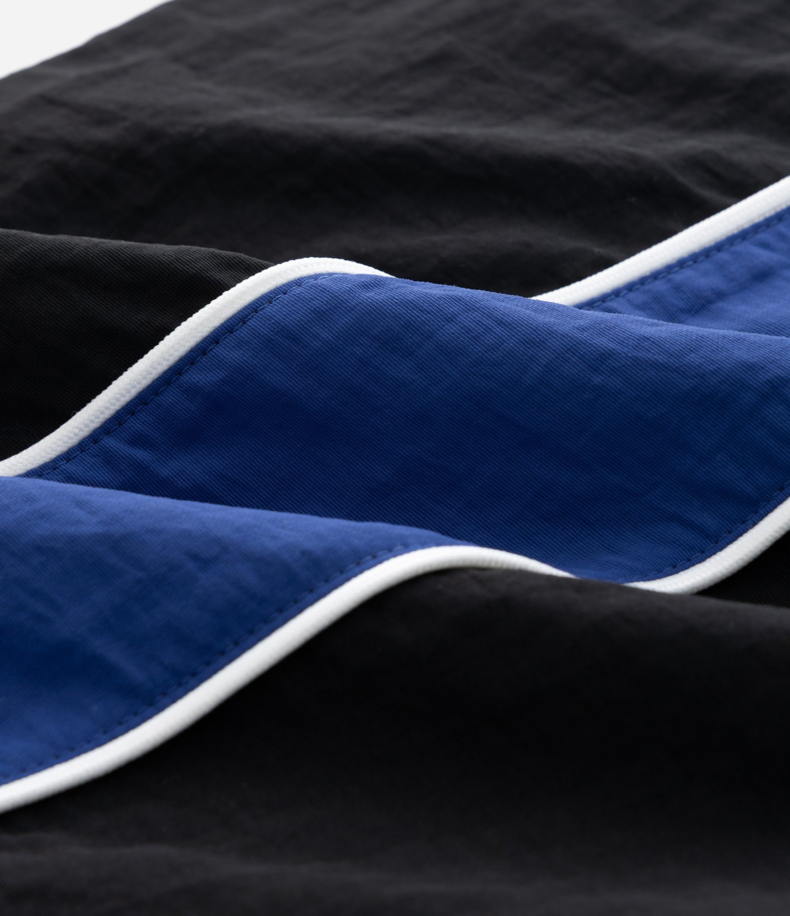 Calça Esportiva Microfibra com Painéis Laterais Preto 7