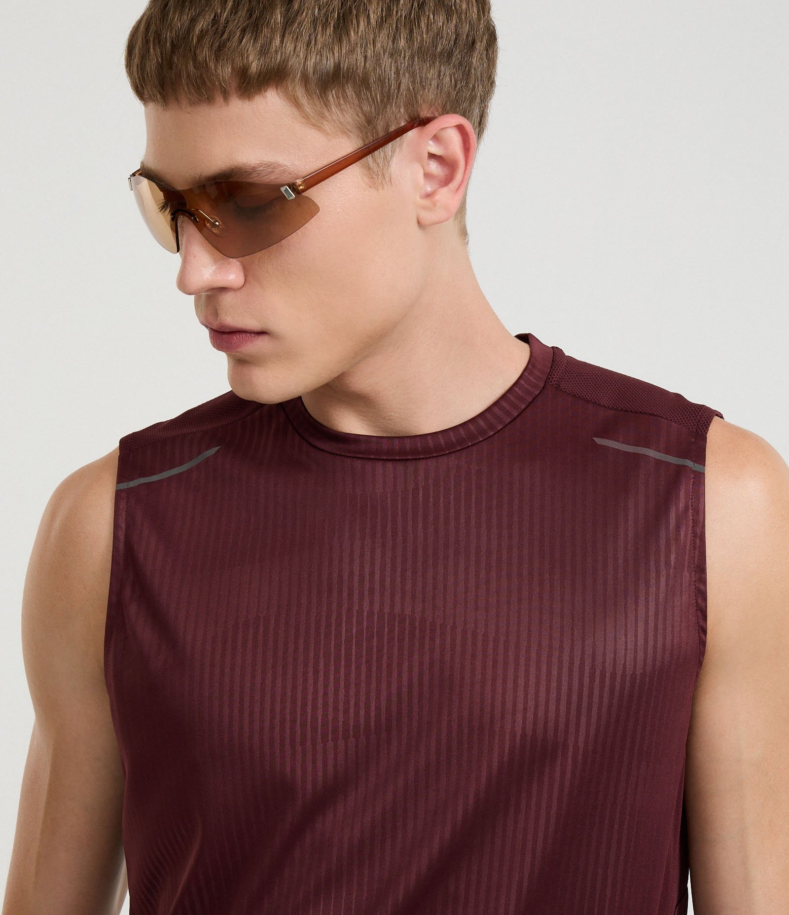 Regata Esportiva Regular com Tecnologia Dry Bordô 5