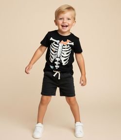 Camiseta Infantil com Estampa Esqueleto Halloween - Tam 1 a 6 Anos