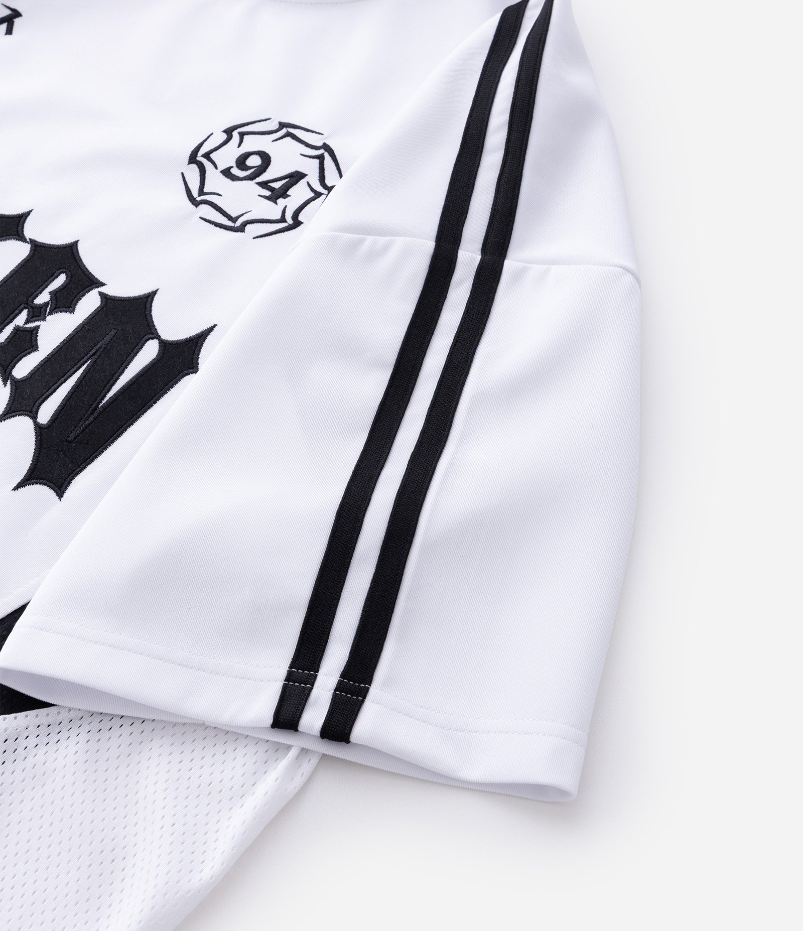 Camiseta Manga Curta em Tecido Sintético e Lettering Broken Culture Branco 7