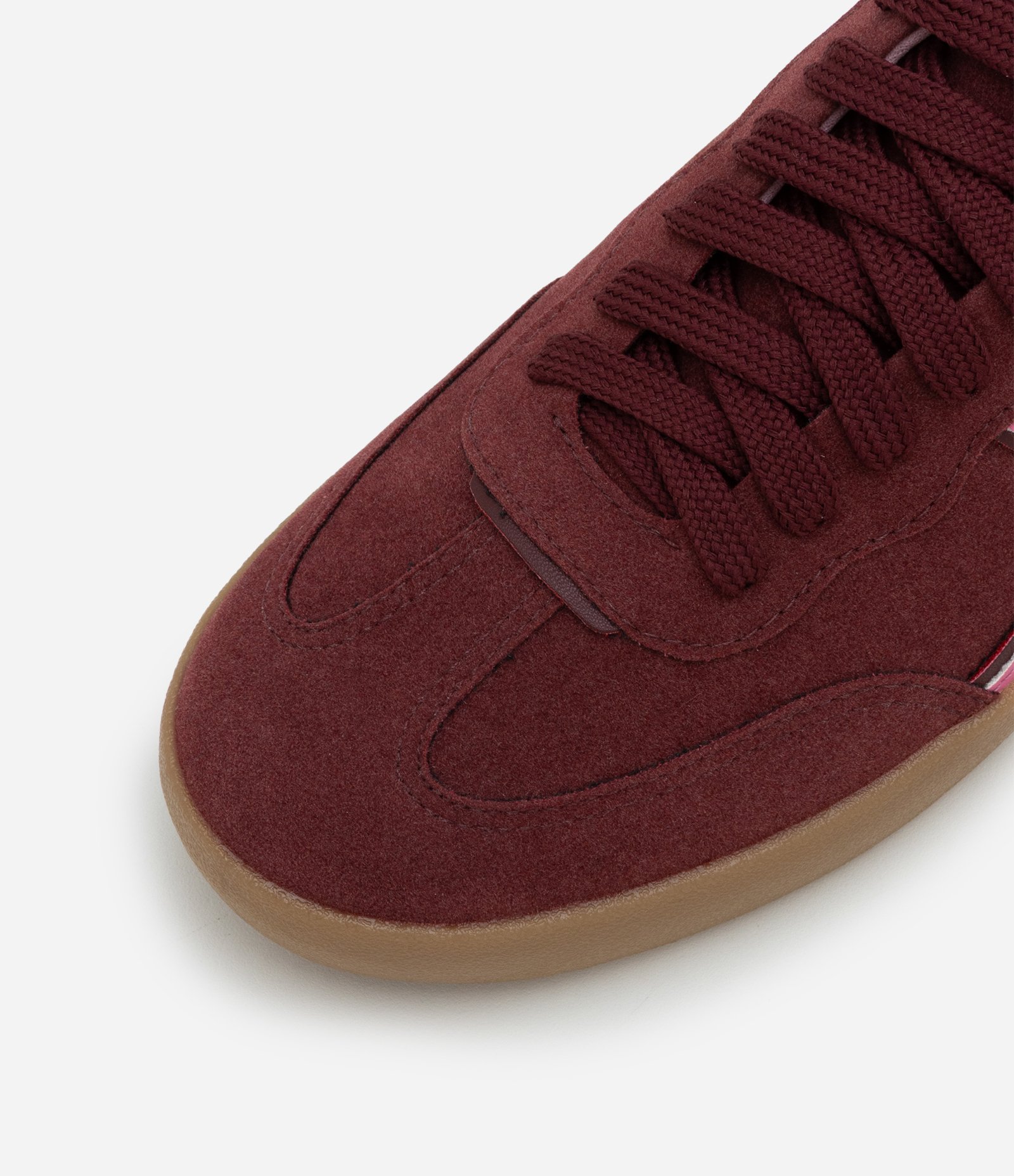 Tênis Chuteira com Efeito Camurça Vinho 3