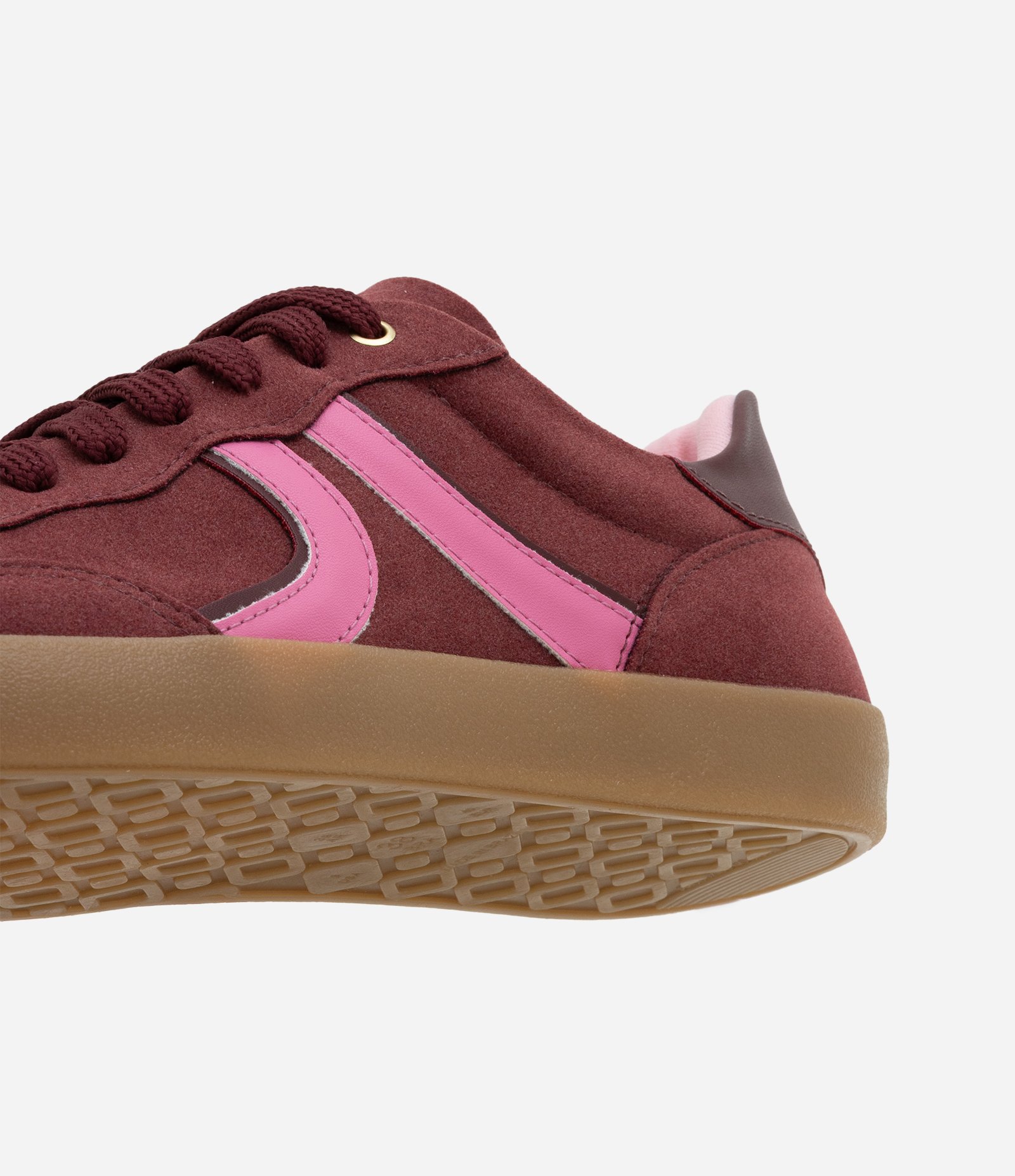 Tênis Chuteira com Efeito Camurça Vinho 4