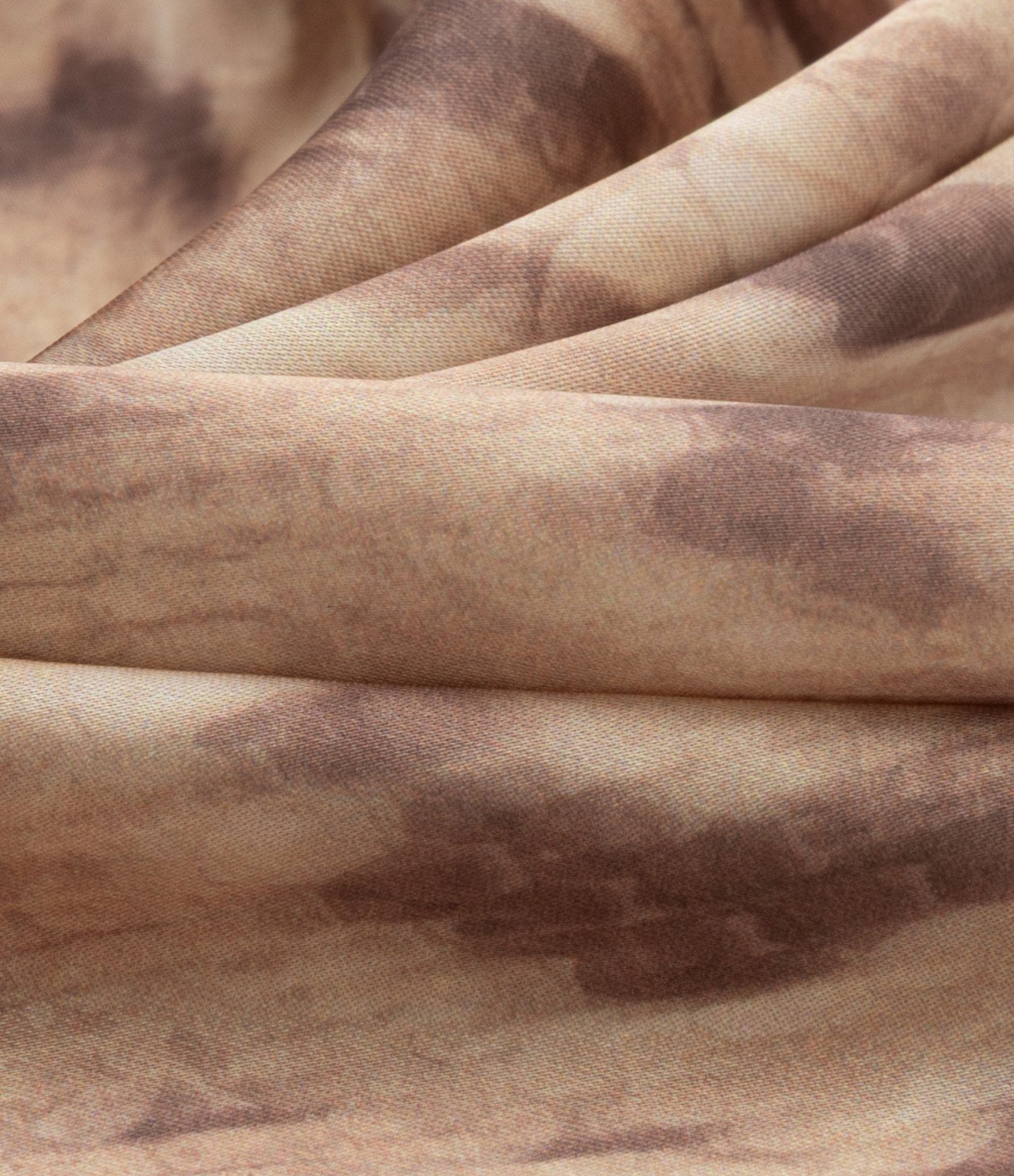 Lenço Quadrado em Cetim com Estampa Animal Print Cobra Marrom 3