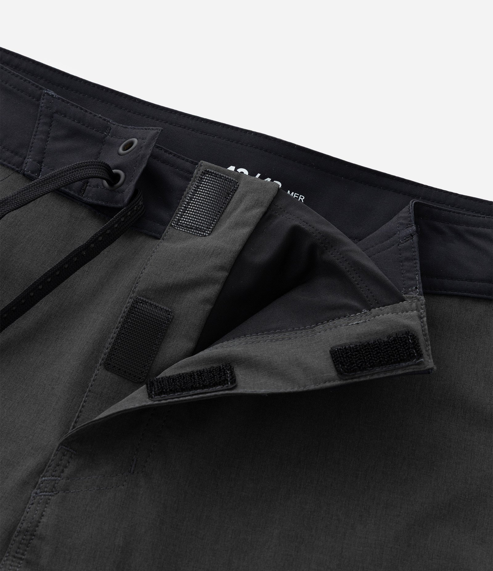 Bermuda de Banho com Faixa Tribal Preto 10