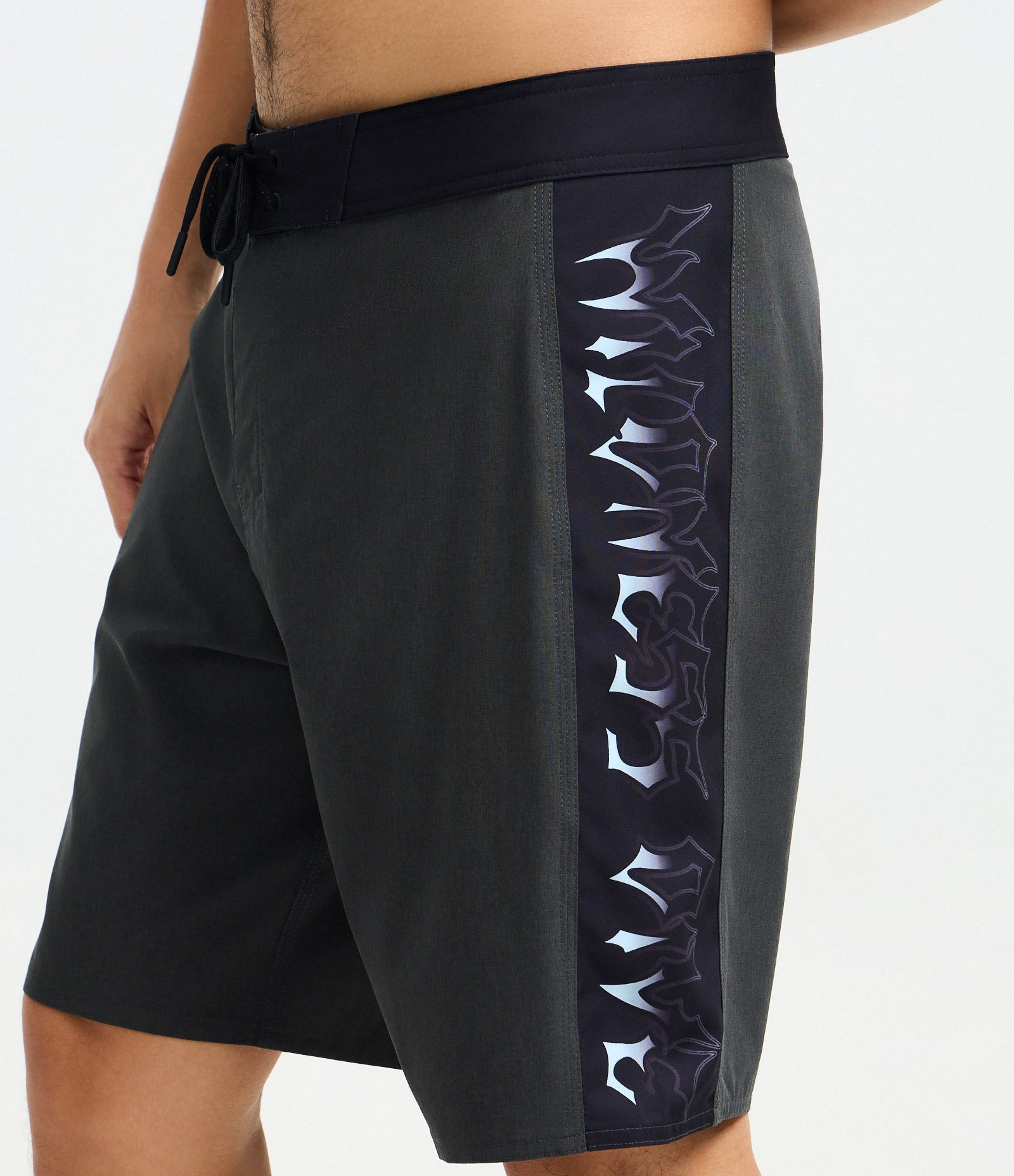 Bermuda de Banho com Faixa Tribal Preto 3