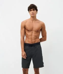 Bermuda de Banho com Faixa Tribal