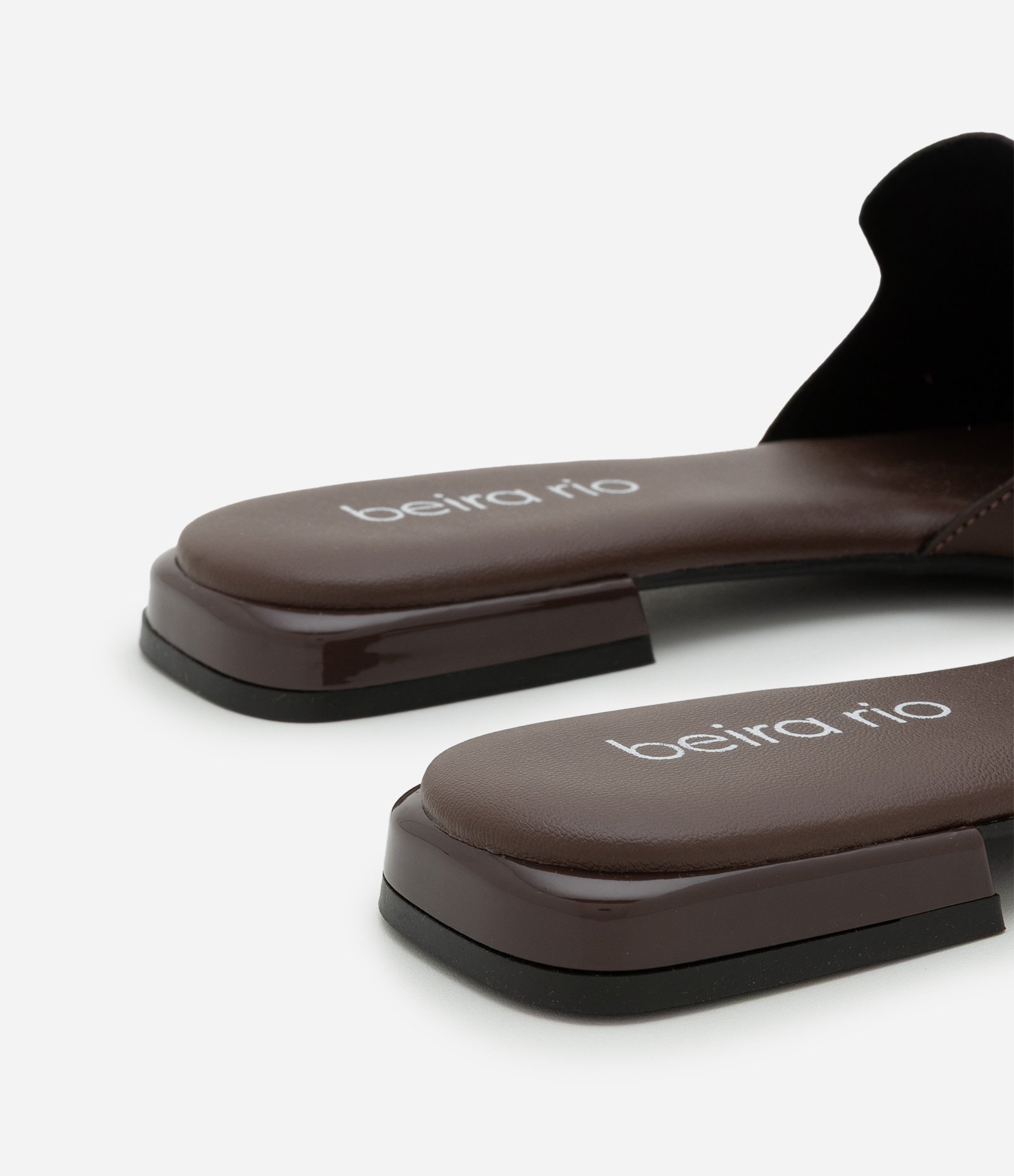 Sandália Rasteira Tira Única Larga Beira Rio Marrom 4