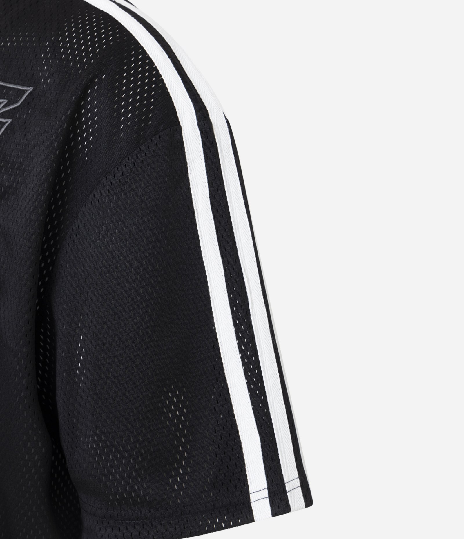 Camisa Esportiva em Textura Mesh com Bordado Breaker Preto 7