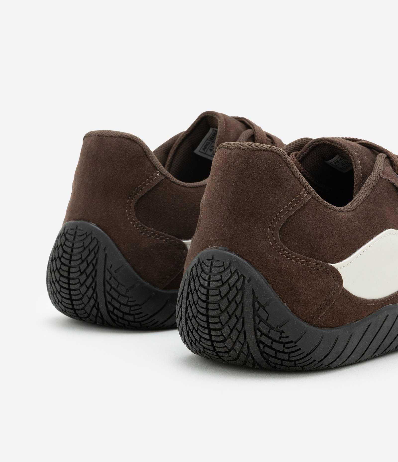 Tênis Racing Retrô em PU com Recortes Marrom 5