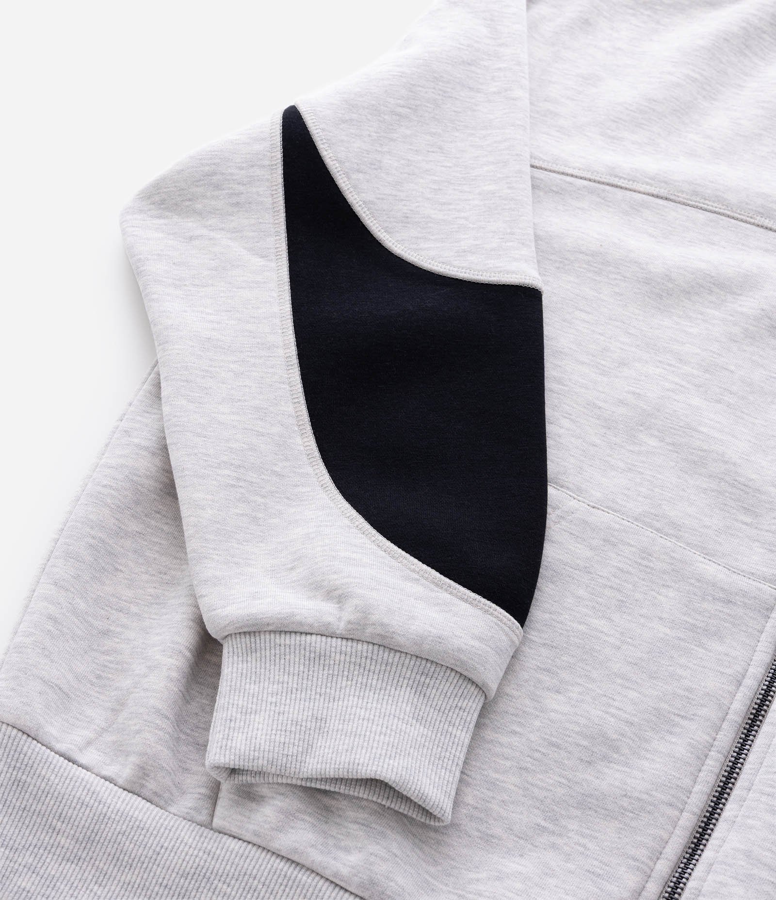 Blusão Fechado em Moletom com Felpa e Painéis nas Mangas Cinza 4