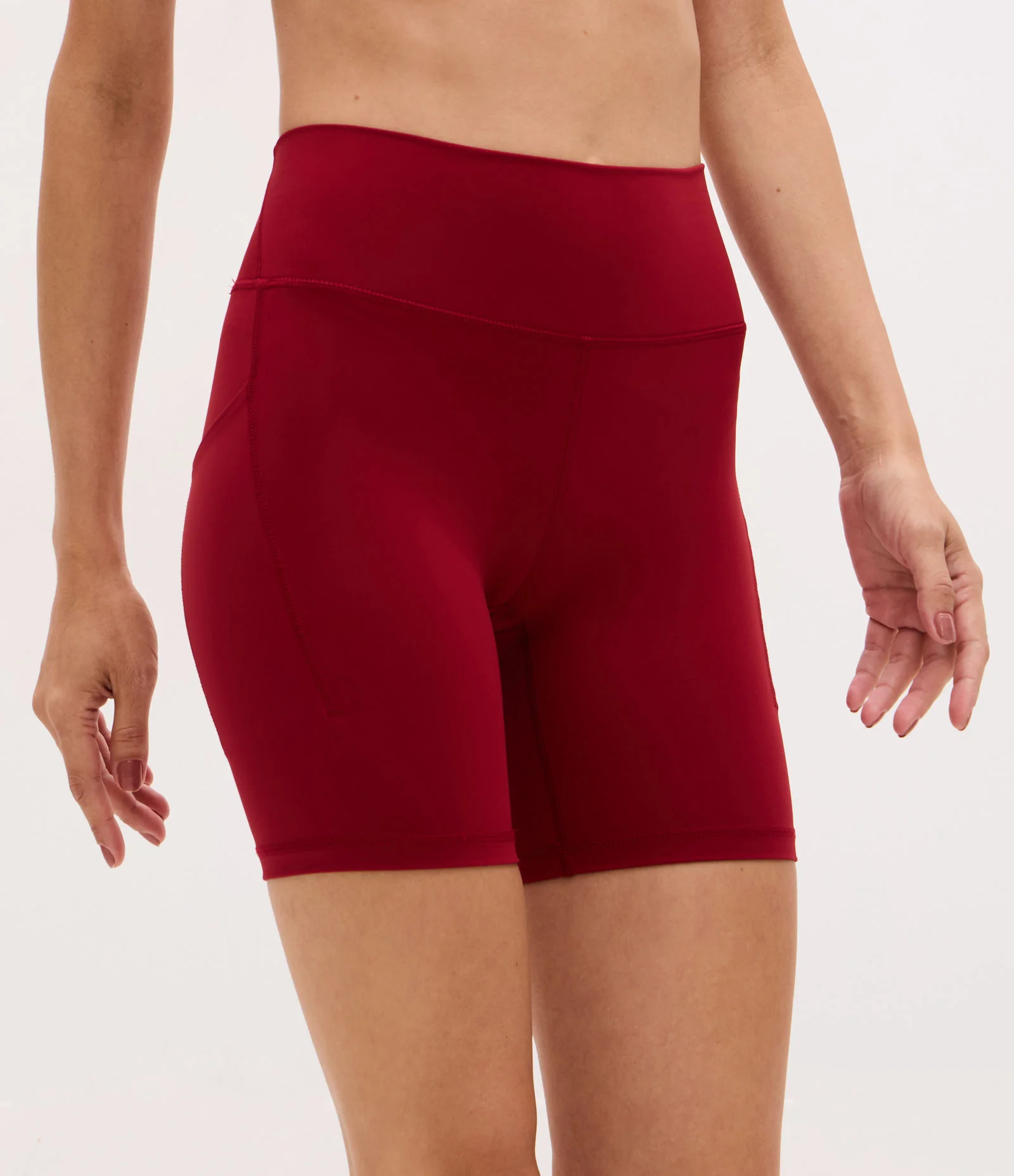 Bermuda Esportiva em Microfibra com Bolso Funcional Vermelho 2