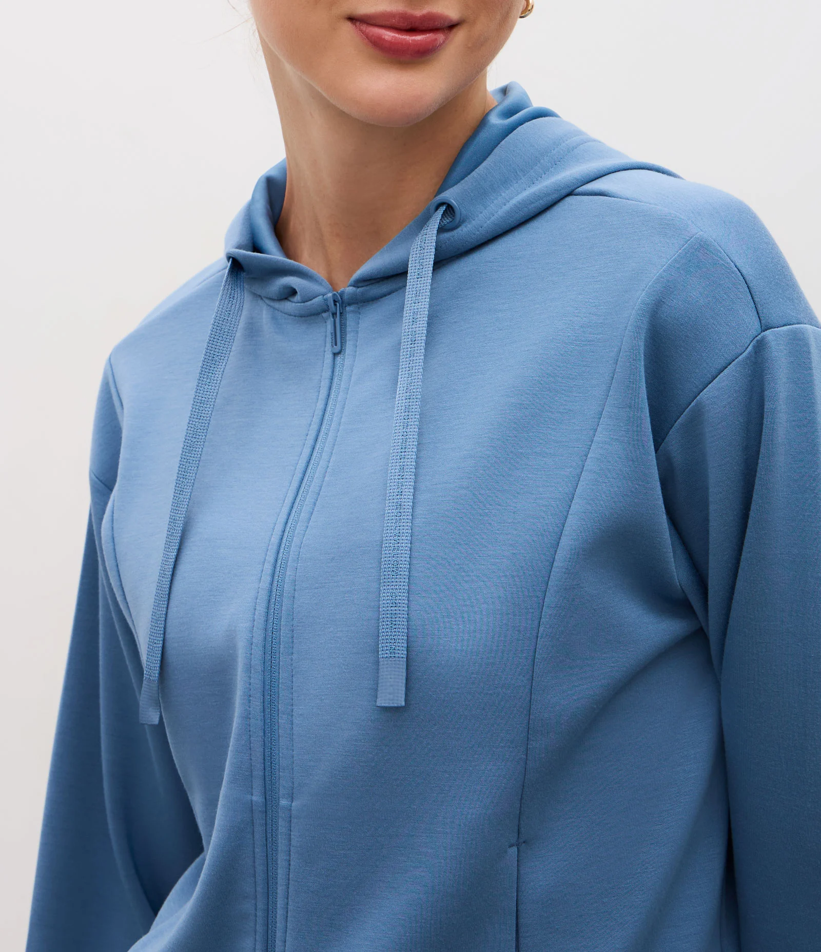 Jaqueta Esportiva Regular em Modal com Capuz Azul 4