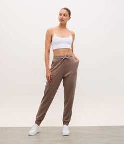 Calça Jogger Esportiva em Modal com Bolsos