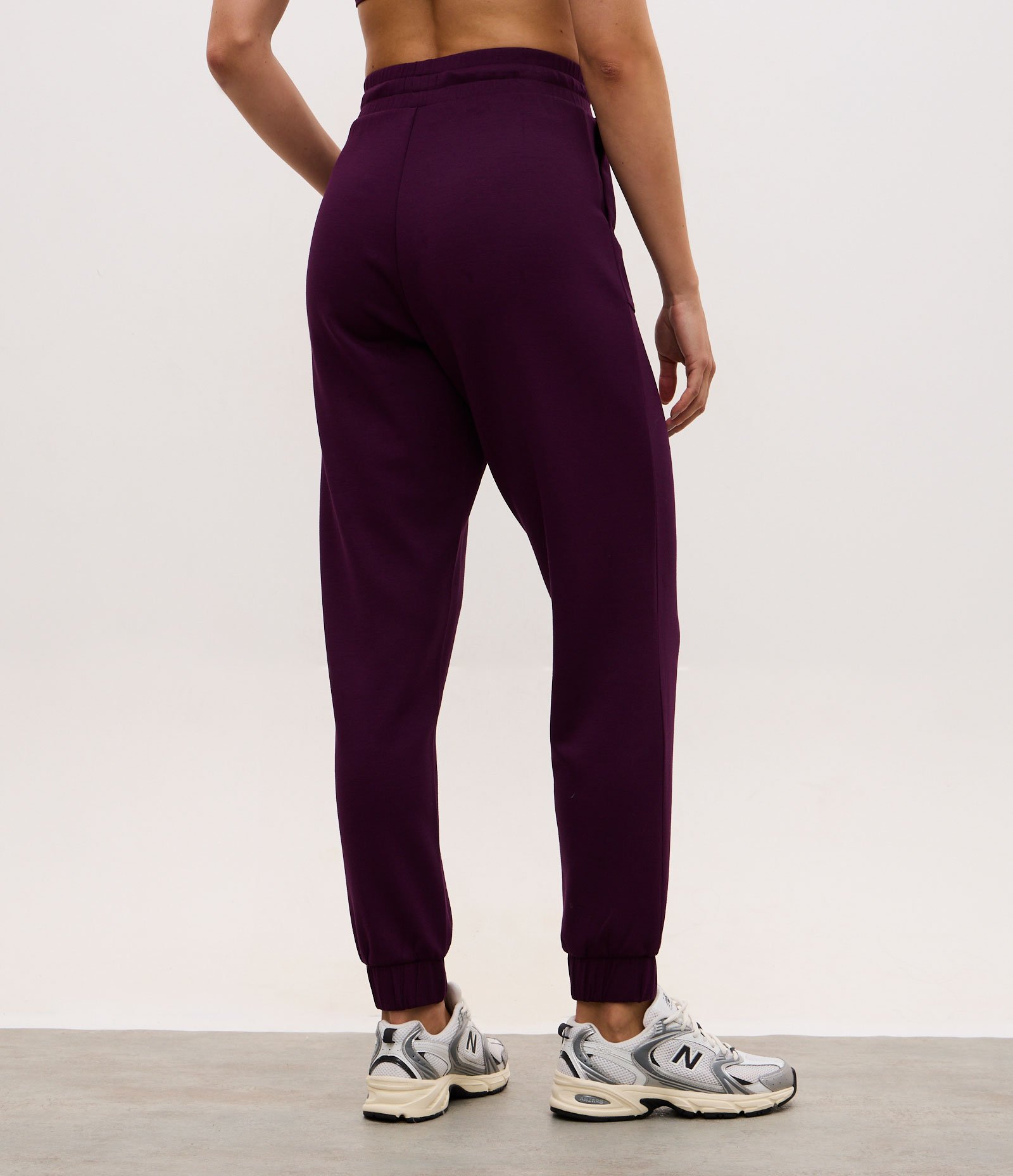 Calça Jogger Esportiva em Modal com Bolsos Roxo 4