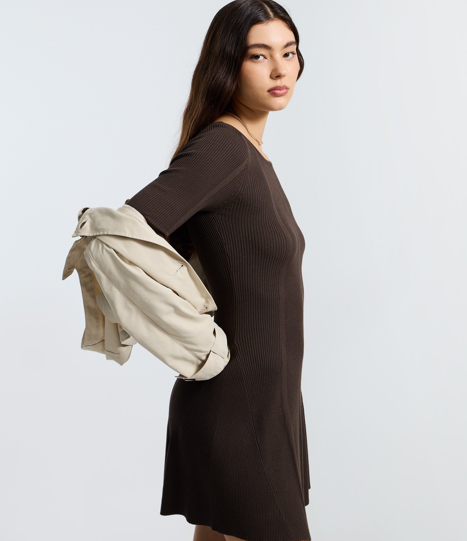 Vestido Skater Manga Longa em Tricô Canelado Marrom 4