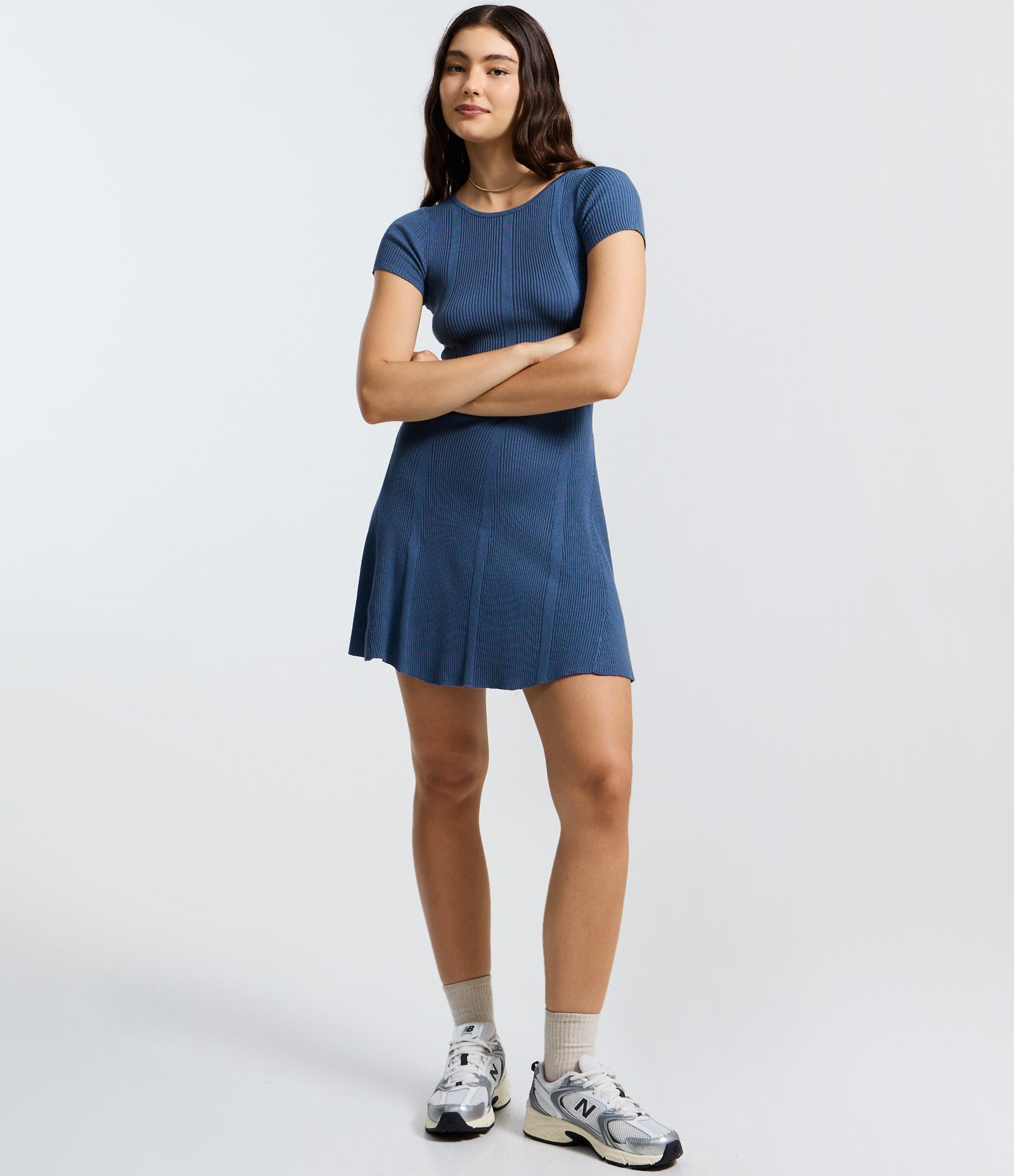 Vestido em Tricô Ajustado com Manga Curta Canelada Azul 2