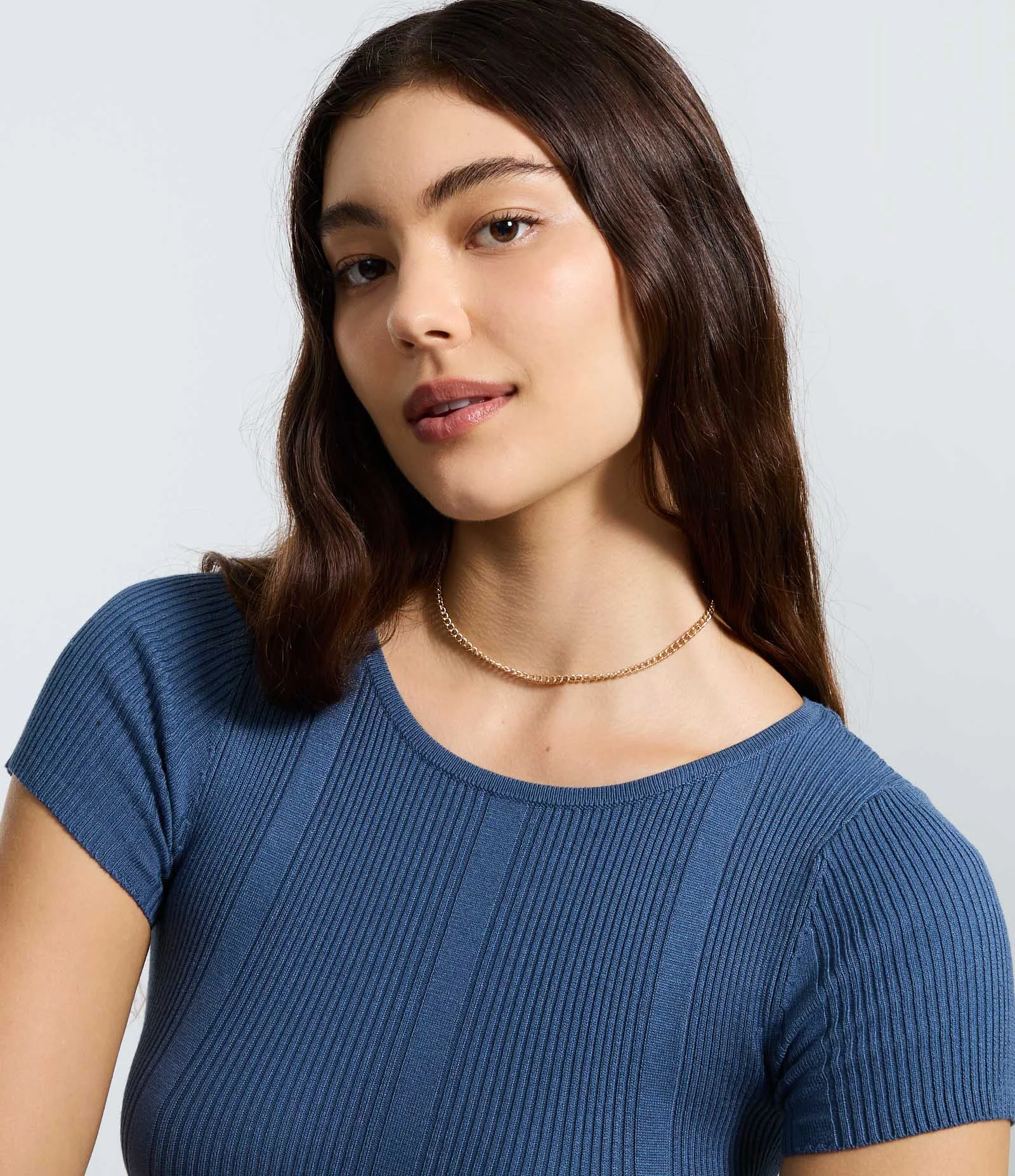 Vestido em Tricô Ajustado com Manga Curta Canelada Azul 4