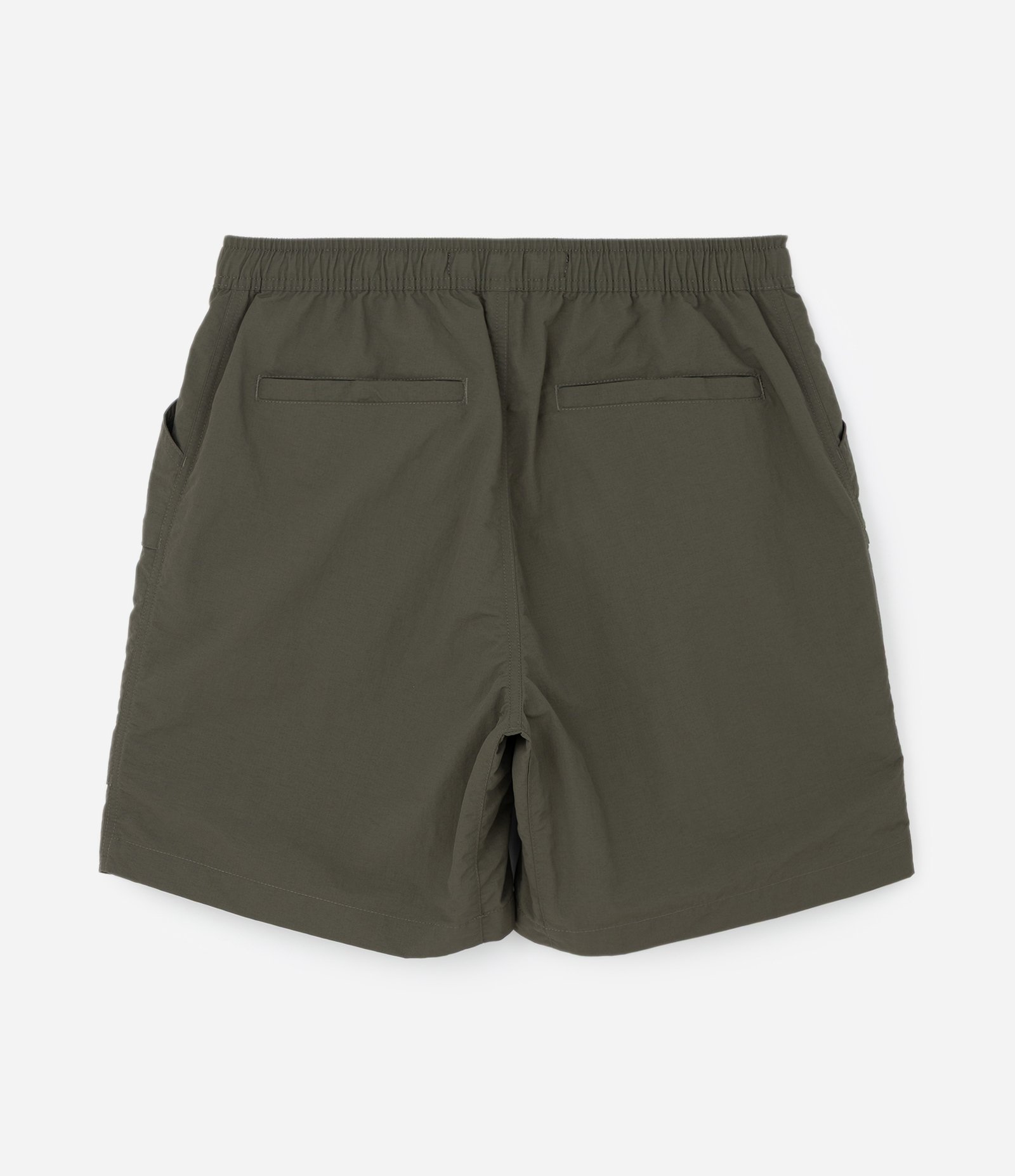 Bermuda Cargo em Tecido Tecnológico Lisa com Cós Elástico e Cinto Verde 6