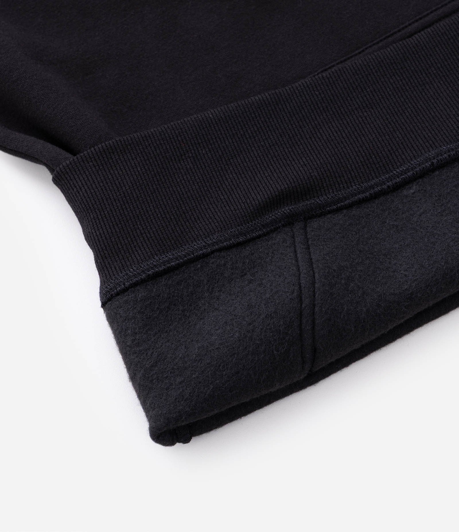 Blusão Comfort em Moletom com Capuz e Estampa Montanha Preto 11