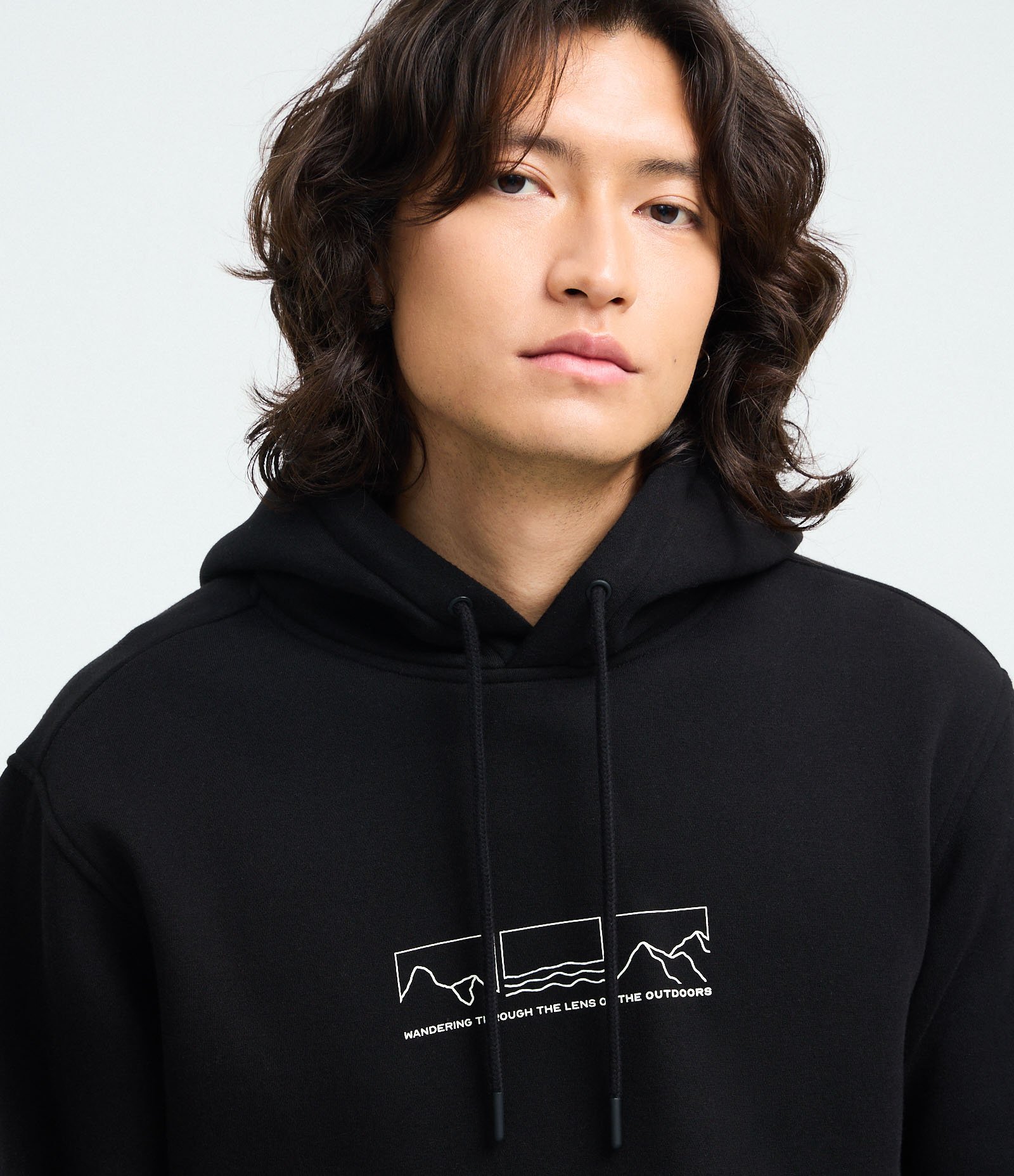 Blusão Comfort em Moletom com Capuz e Estampa Montanha Preto 5