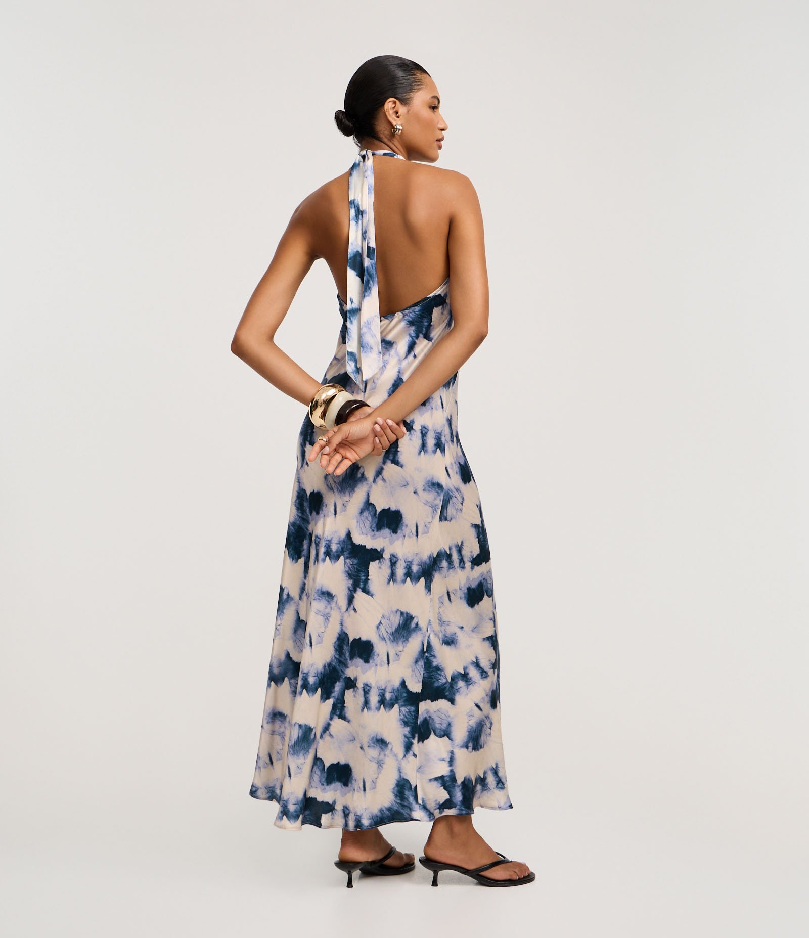Vestido Slip Longo em Cetim com Estampa Abstrata Azul/Off White 5