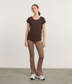 Camiseta Esportiva em Microfibra Texturizada
